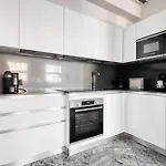 Station - Big Flat Appartement Milaan