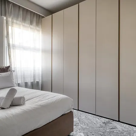 Station - Big Flat דירה *